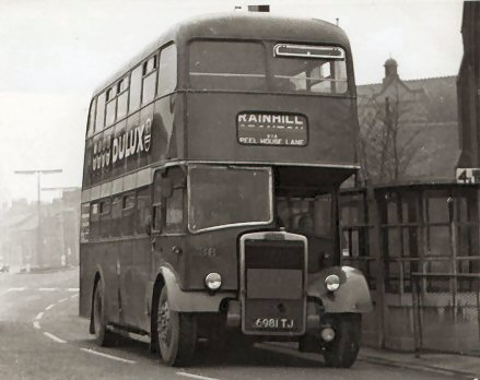 No.36, Widnes Town Hall, c1965.jpg (32450 bytes)