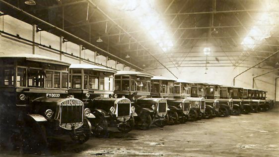 Tilling Stevens fleet in depot, 1925.jpg (51547 bytes)